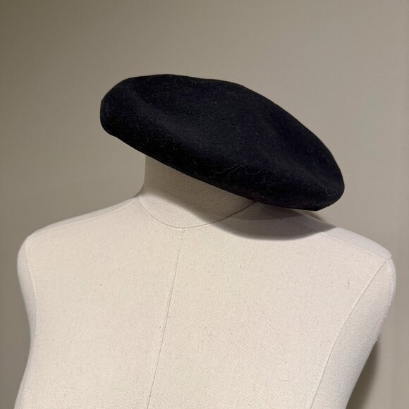 Black beret hat - Picture 1 of 1